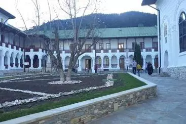 تختخواب و صبحانه Casa La Agapia