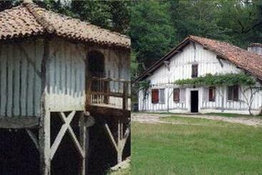 Bed and Breakfast L Airial De Nahouns