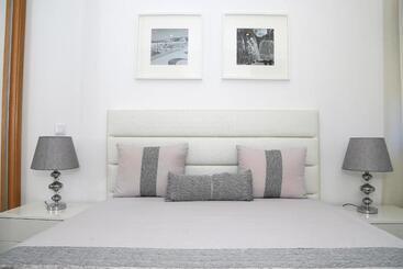 膳宿费 Genny S Place