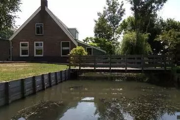 ホテル Breeveld Cottage