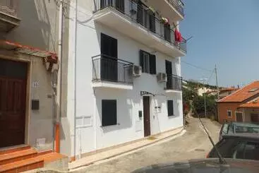 Pension Altomuro 39 Di S.a