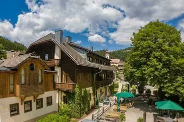 Hotelli Landgasthof Zum Scheiber