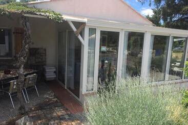 پانسیون Mazet Provençal