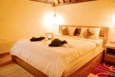 פנסיון Bintang House