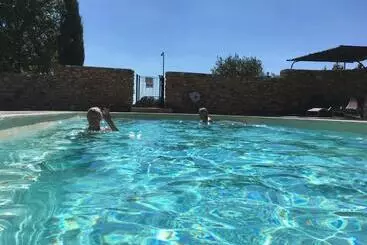 Aamiaismajoitus (B&B) Ferme Para Lou