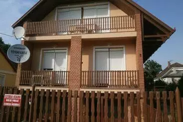 Pensionat Tündérkert Apartmanok