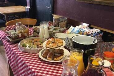 هاستل Tiger Inn