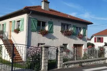 Aamiaismajoitus (B&B) Chez Evelyne Chambre D Hôtes Chez L Habitant