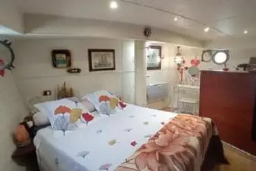 Bed and Breakfast Bateau Mariance
