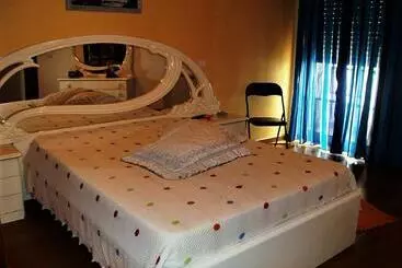 Majatalo Edificio Saul Fanha