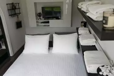 ベッドアンドブレックファースト Byonz