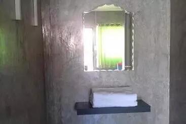 Hotelli Navy Sisatchanalai