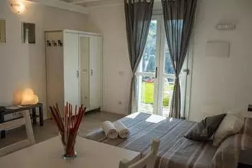 Hotelli Agriturismo Orto Dei Rolli