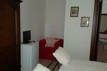 Aamiaismajoitus (B&B) Su Cunventu