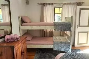 ペンション Knysna N2 Lodge