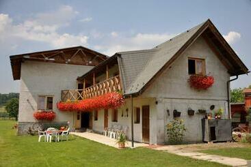 פנסיון Penzión šindléry 533