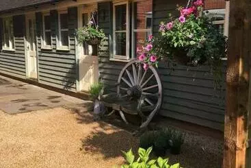 Mays Cottage Bed And Breakfast