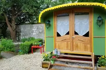 Aamiaismajoitus (B&B) Roulotte Mariposa