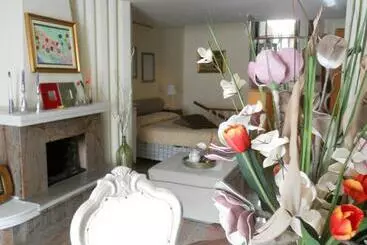 Majatalo Sweet Sweet Home