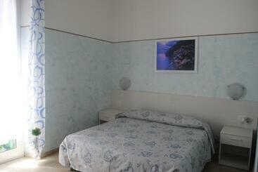 بنسيون Affittacamere O Sole Mio