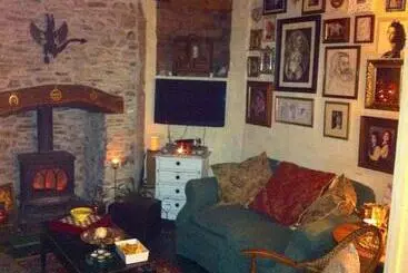 Five Saints Farmhouse B&b