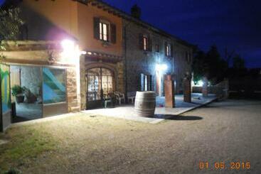 פנסיון Villa Toscana