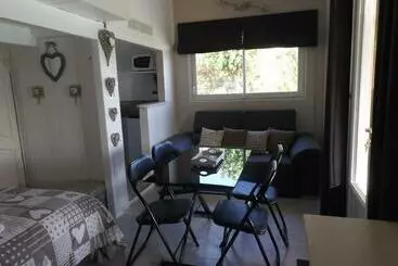 Bed & Breakfast Gite Les Bois 1