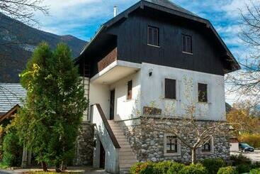 Pension Guest House Vila Korošec