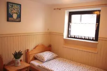 پانسیون Garden Apartments Maria