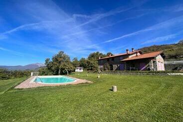 호텔 Agriturismo Il Serrino