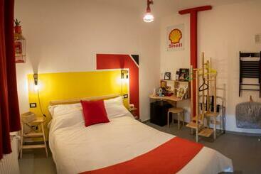 Pension (Hôtel basse catégorie) R&b La Pomposa Dei Motori