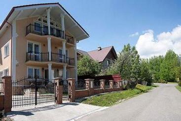 بنسيون Villa Butterfly