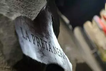 ベッドアンドブレックファースト La Preta Nera