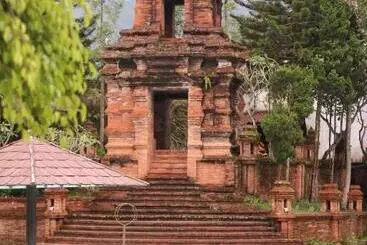 Hotel Jawa Dwipa Heritage Resort