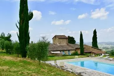 Aparthotel Mezzano In Chianti