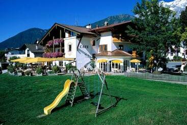 膳宿费 Apart Haselwanter