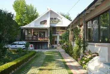 پانسیون Vila Villador