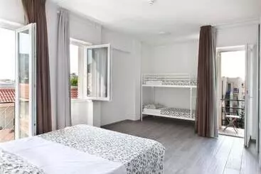 Miriam Hotel & Residence