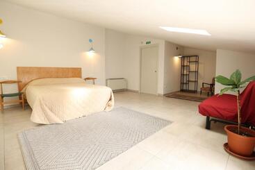 Bed and Breakfast Vaarak