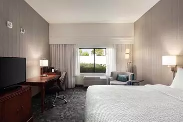 Отель Courtyard By Marriott Salinas Monterey