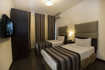 هتل آپارتمان Orient Queen Homes