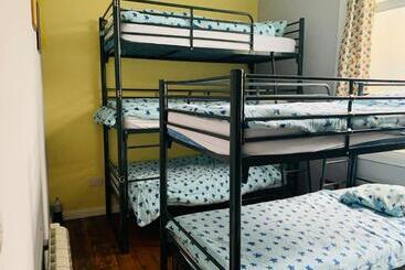 هاستل Bunkhouse
