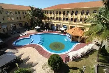 هتل Victoria Garden