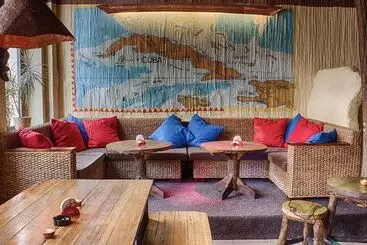 Cuba Bar & Hostel