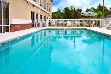 호텔 Holiday Inn Express & Suites Spring Hill, An Ihg