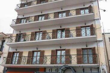 City Hotel Apollonion