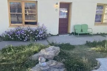 Motelli Charles Hotsprings