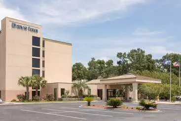 Отель La Quinta Inn & Suites By Wyndham Myrtle Beach