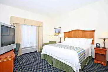 Hotel Fairfield Inn & Suites Greensboro Wendover