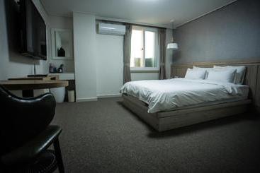 Hotel Gallery Tourist